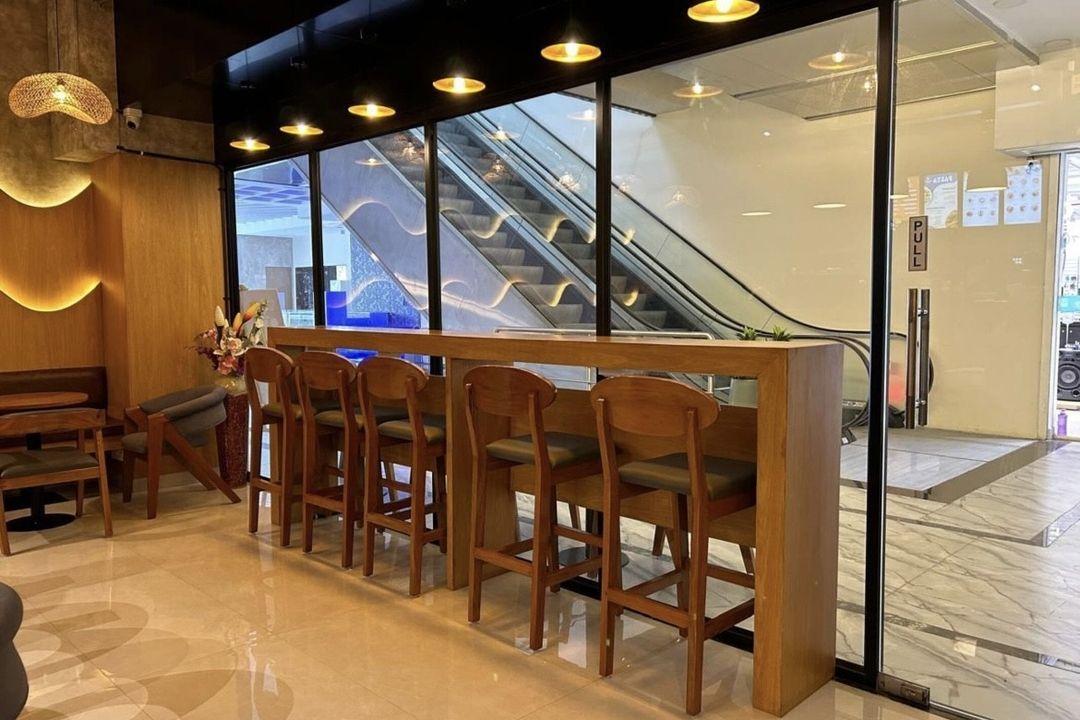 Retail showroom